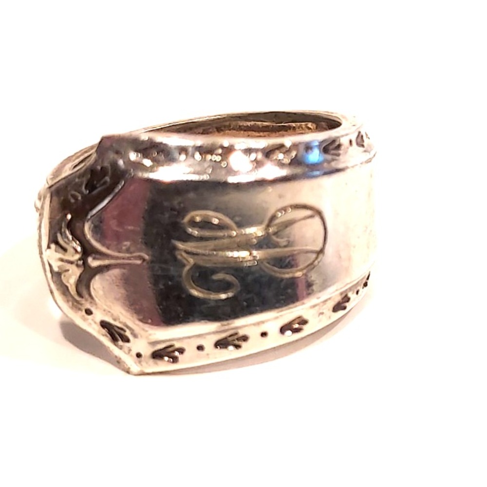 Vintage Spoon Ring - Monogram M or W -Size 6